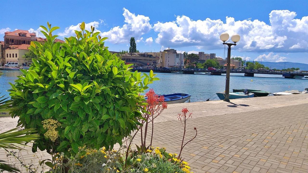 Mitra Zonata Blue Daire Omiš Dış mekan fotoğraf